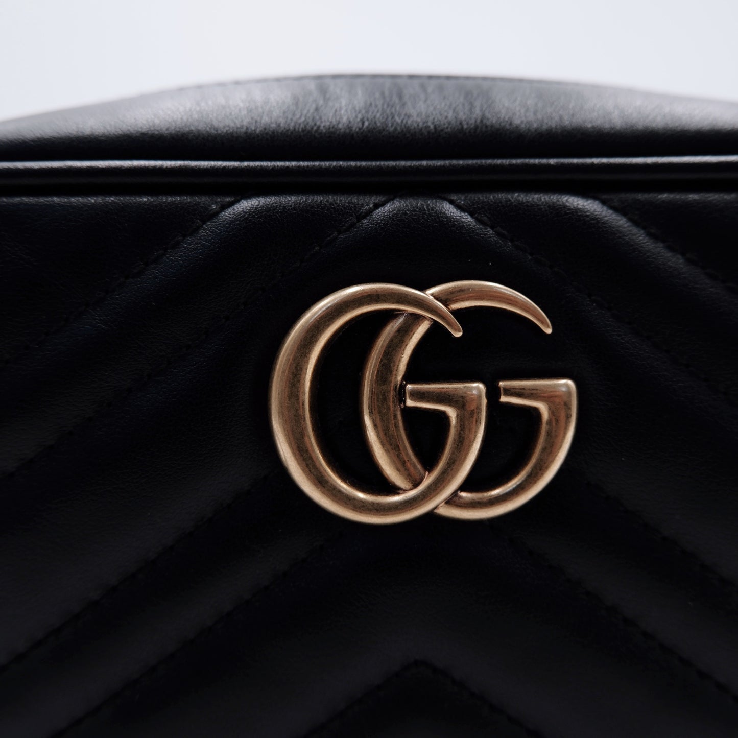 Gucci Mini Marmont Shoulder Bag